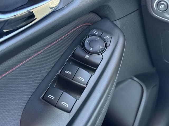 Used 2024 Chevrolet TrailBlazer RS FWD image 16