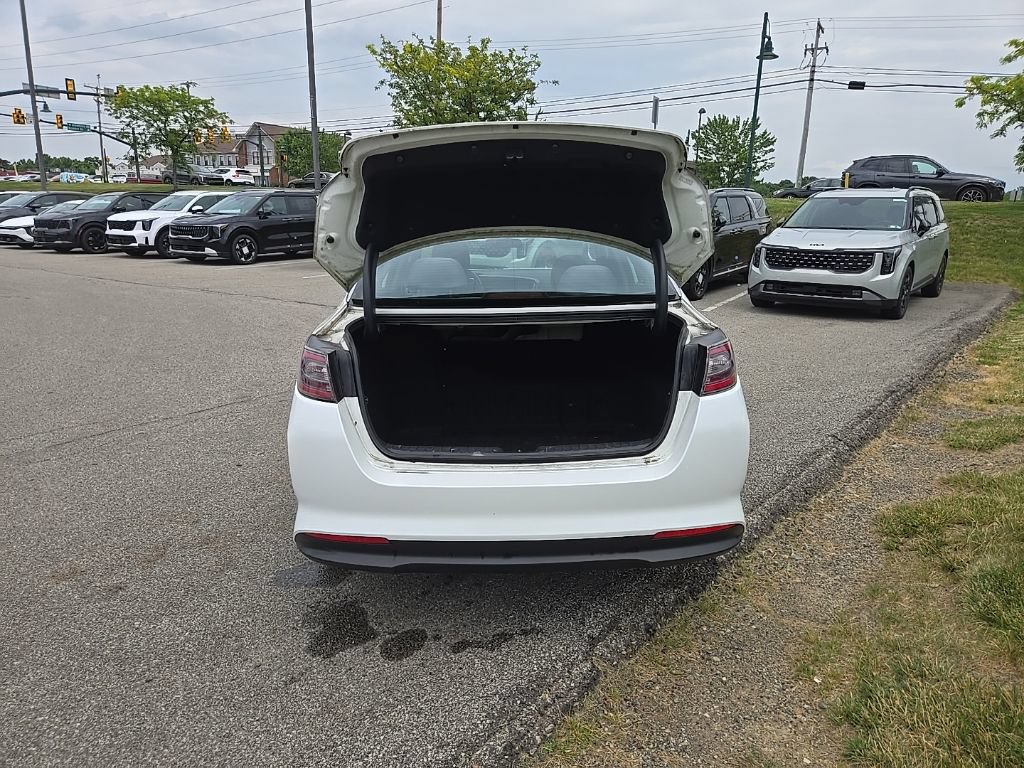 Used 2015 Kia Optima LX FWD image 5