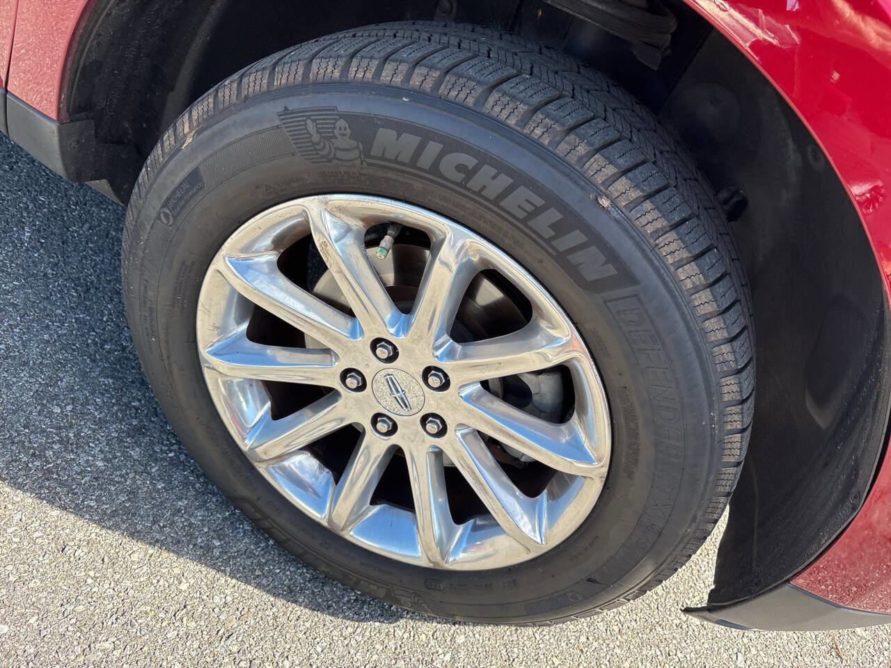 Used 2014 Lincoln MKX AWD w/ Equipment Group 102A image 5