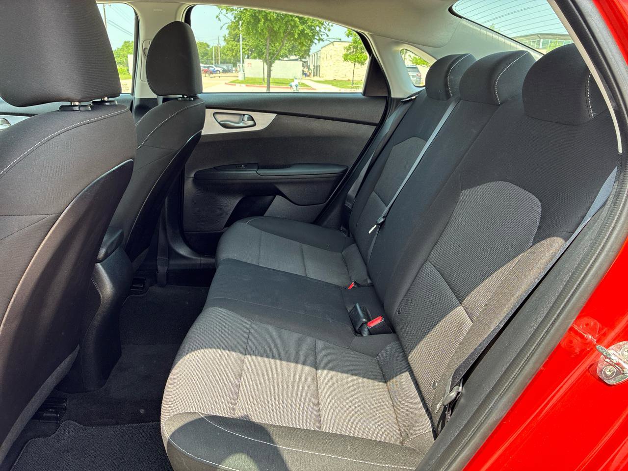 Used 2022 Kia Forte LXS w/ LXS Technology Package FWD image 26