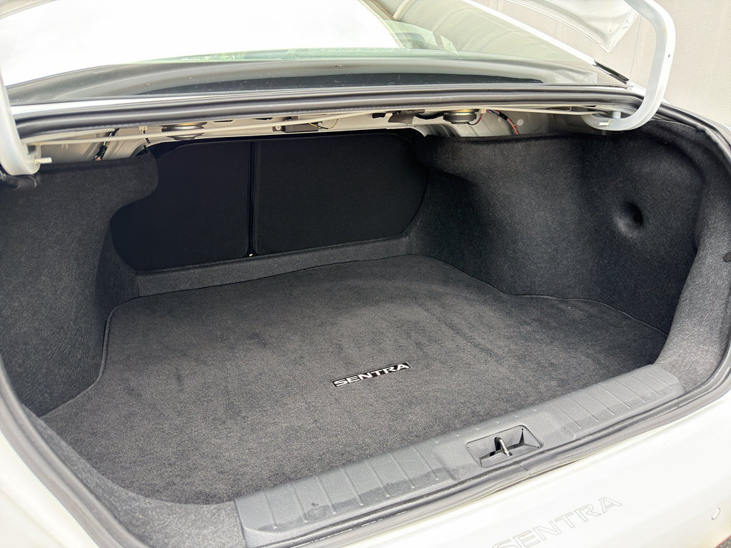 Certified 2025 Nissan Sentra S FWD image 15