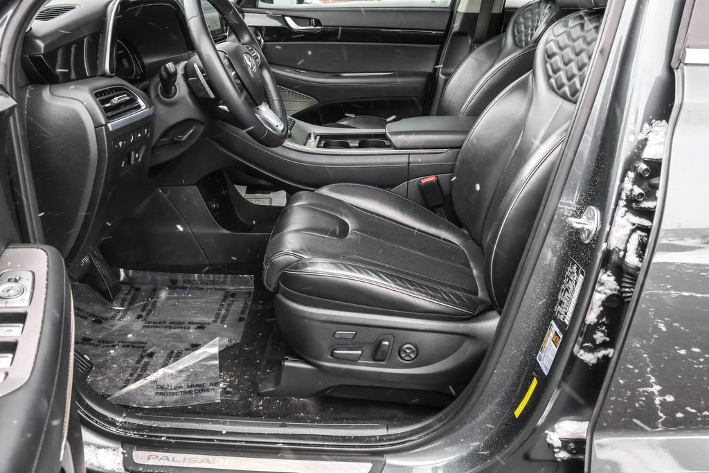 Used 2022 Hyundai Palisade Limited image 19