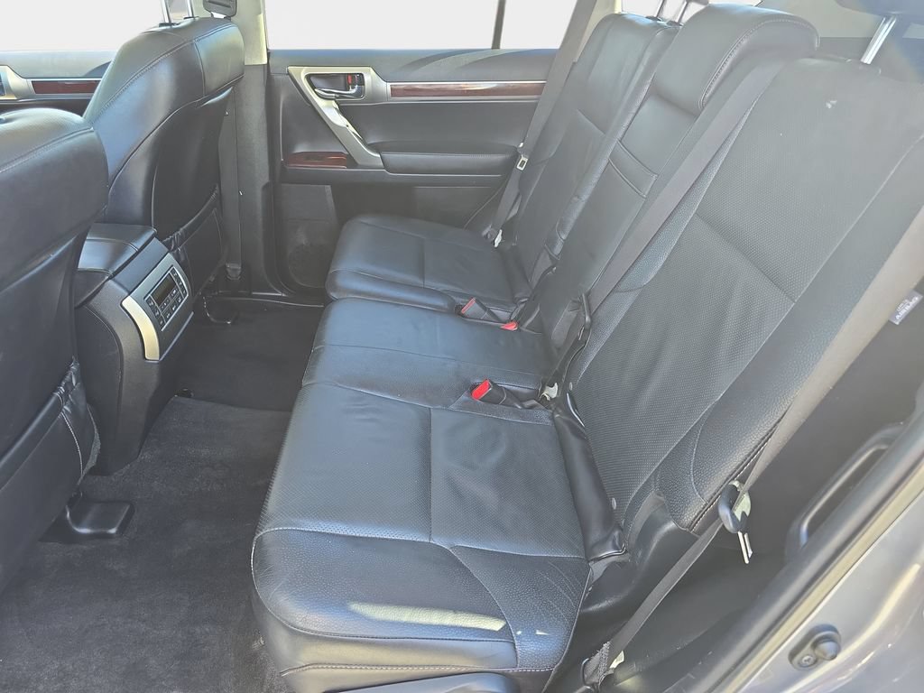 Used 2016 Lexus GX 460 w/ Premium Package AWD/4WD image 18