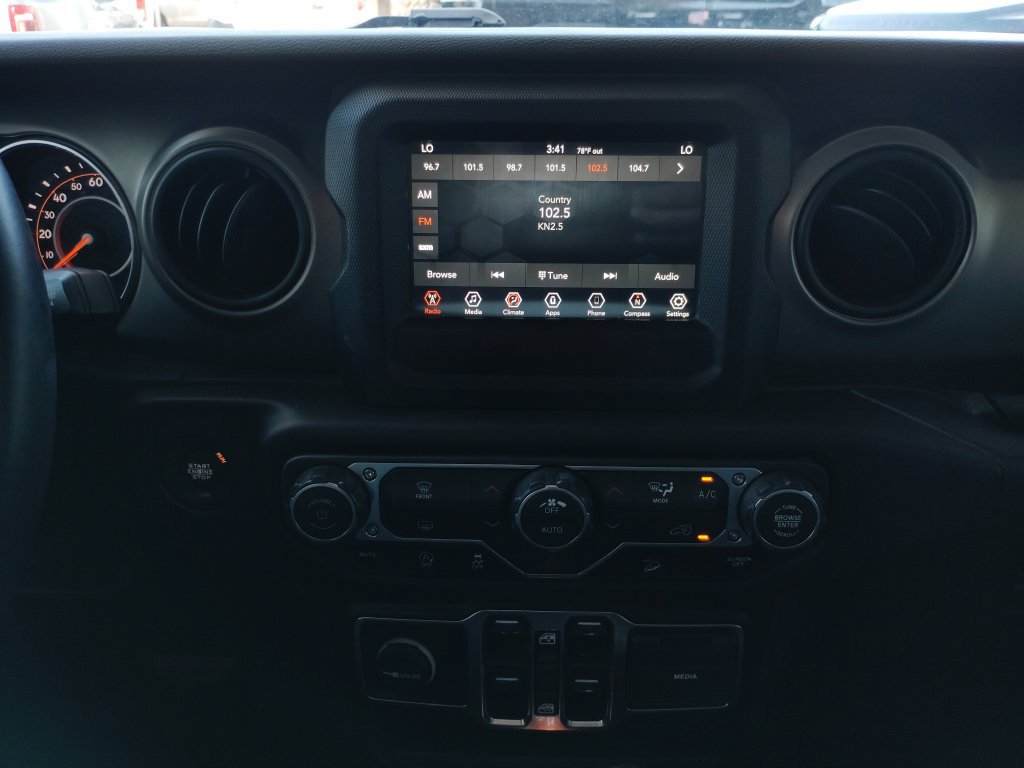 Used 2019 Jeep Wrangler Unlimited Sport S AWD/4WD image 31