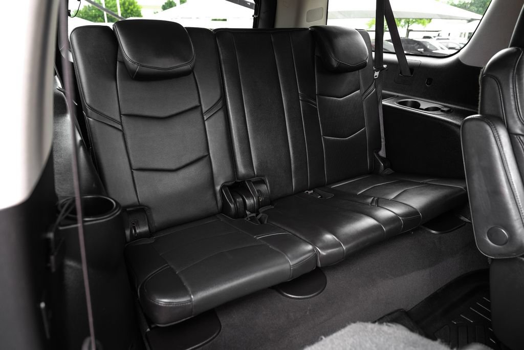 Used 2019 Cadillac Escalade ESV Premium Luxury RWD image 41