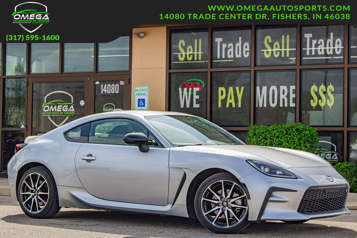 Used 2022 Toyota GR86 w/ ALL Weather Mat Package (TMS) image 1