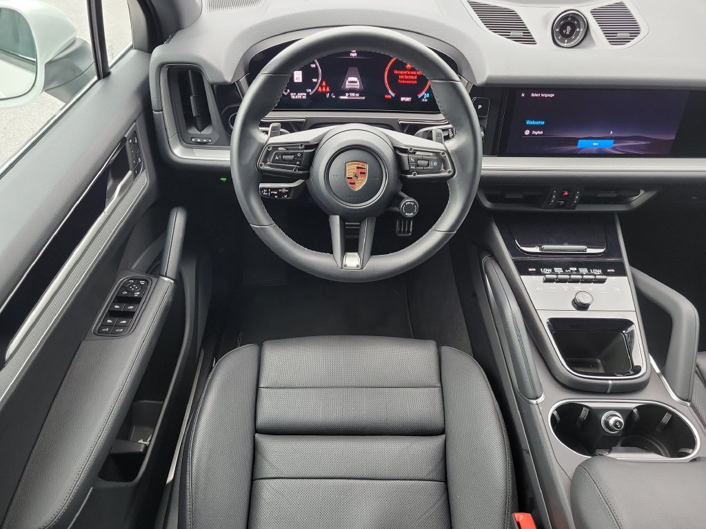 Certified 2026 Porsche Cayenne AWD/4WD image 21