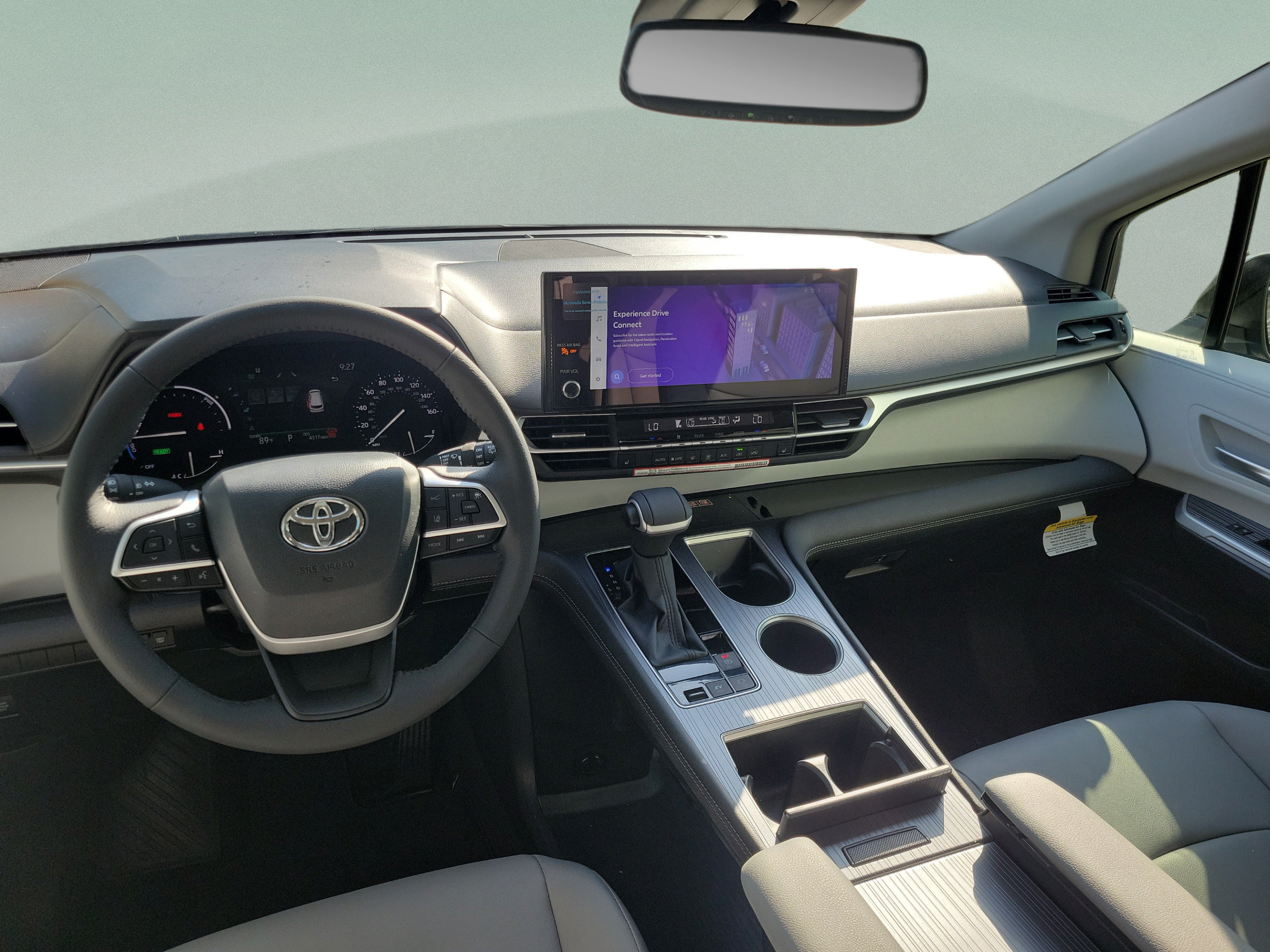 Certified 2026 Toyota Sienna XLE FWD image 26