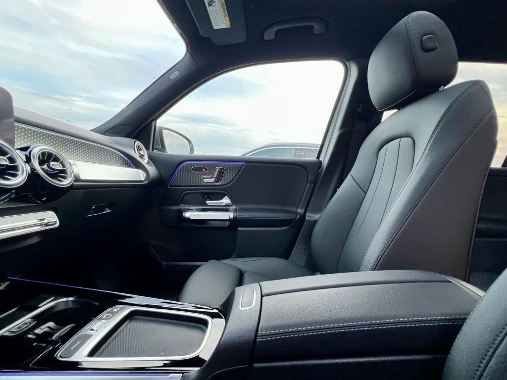 Certified 2026 Mercedes-Benz GLB 250 4MATIC image 16