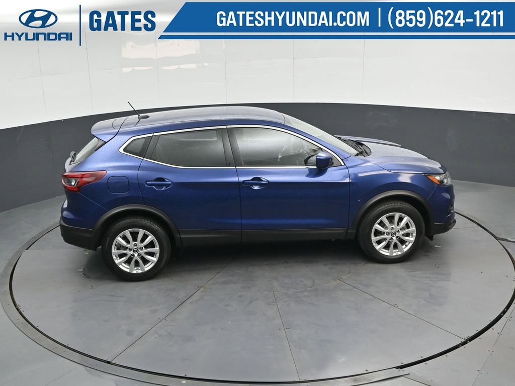 Used 2022 Nissan Rogue Sport S image 40