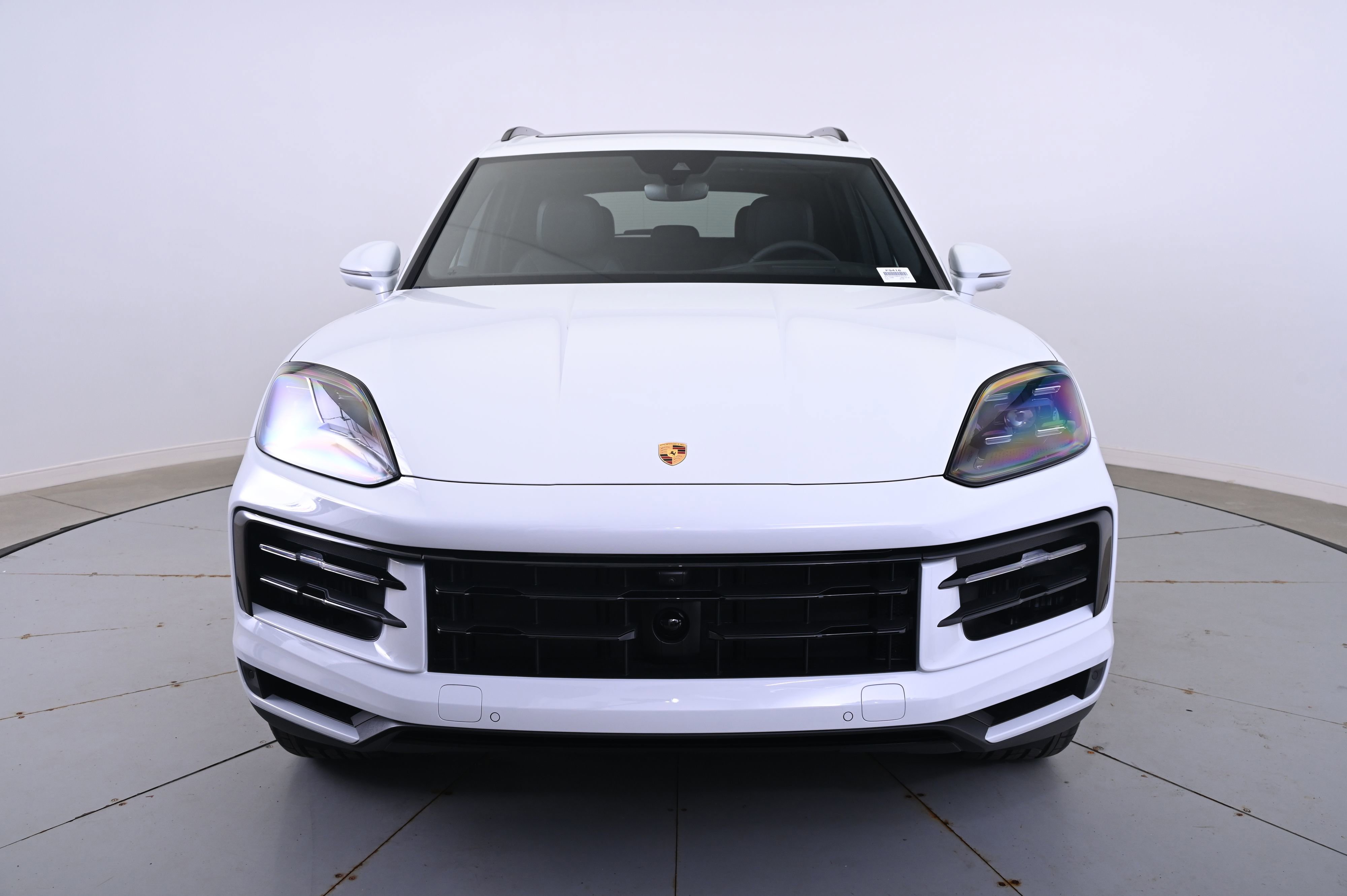 Certified 2025 Porsche Cayenne image 10