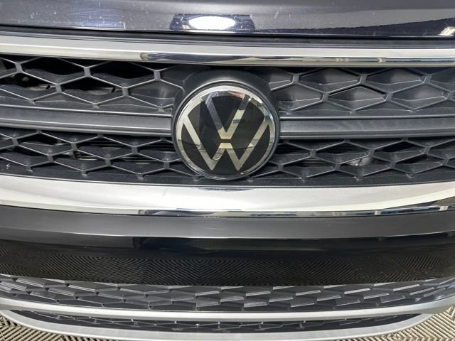 Used 2024 Volkswagen Taos S image 9