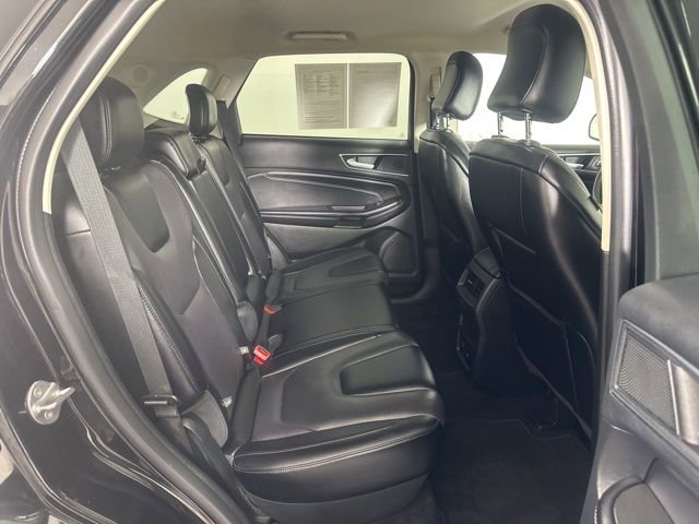 Used 2022 Ford Edge Titanium w/ Equipment Group 301A image 16