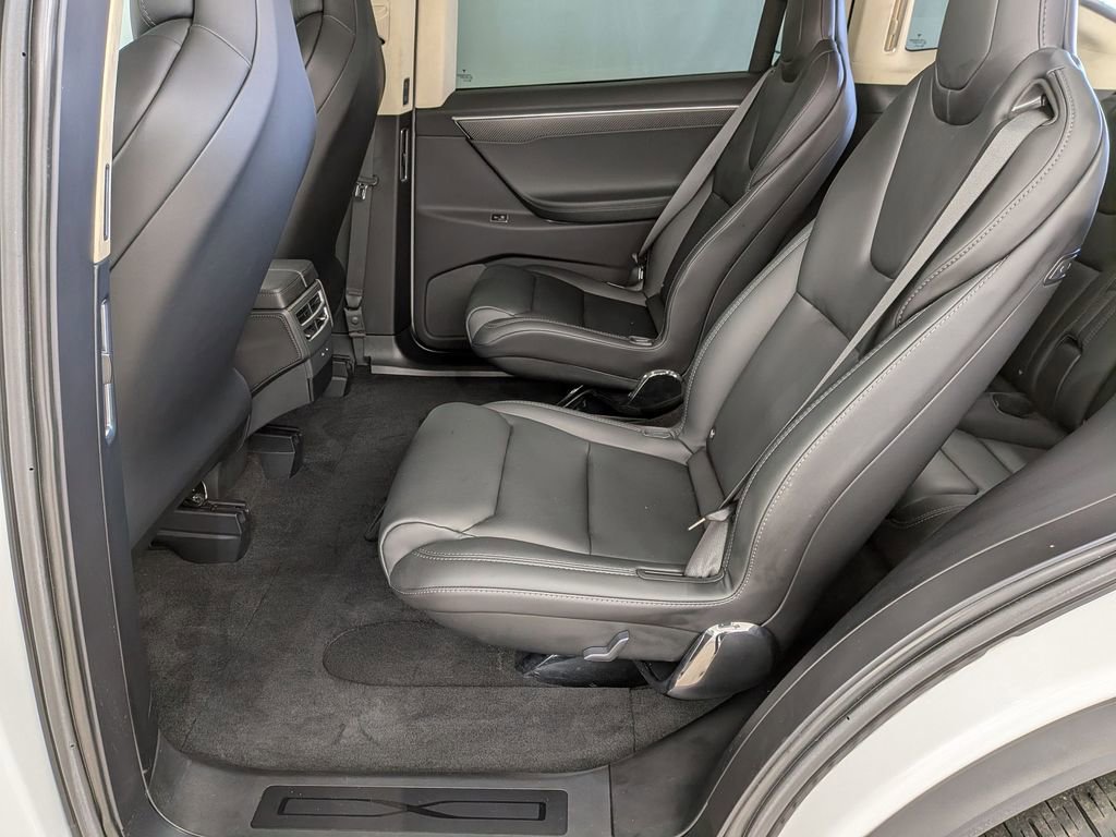 Used 2018 Tesla Model X P100D image 25