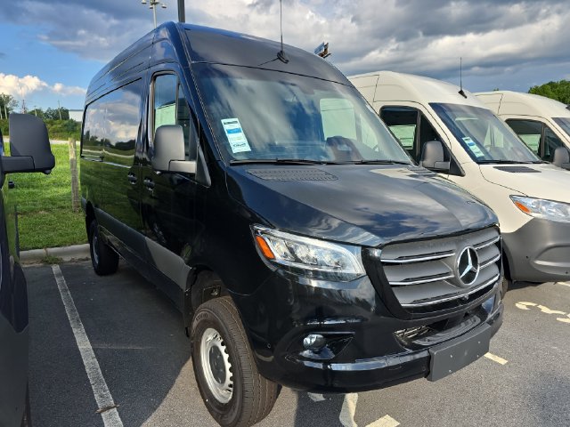 New 2026 Mercedes-Benz Sprinter 2500 image 1