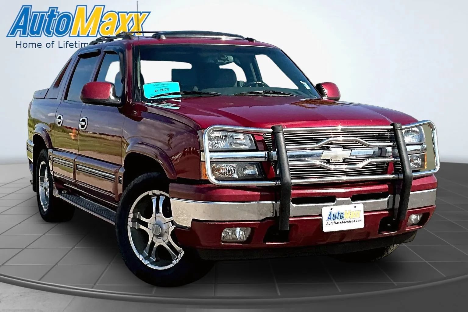 Used 2005 Chevrolet Avalanche Z71 w/ Sun And Sound Package AWD/4WD image 3