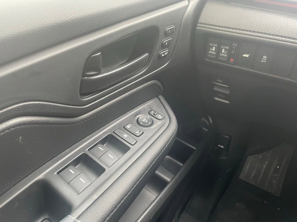 New 2026 Honda Odyssey Sport-L image 16