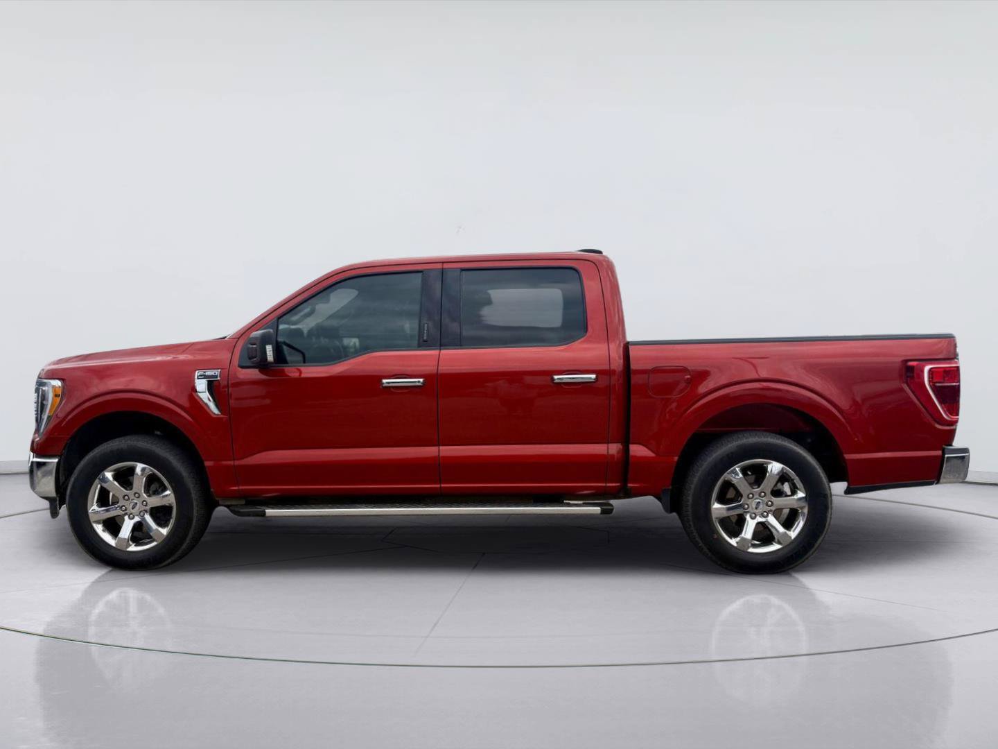Used 2023 Ford F150 XLT w/ Equipment Group 302A High RWD image 9