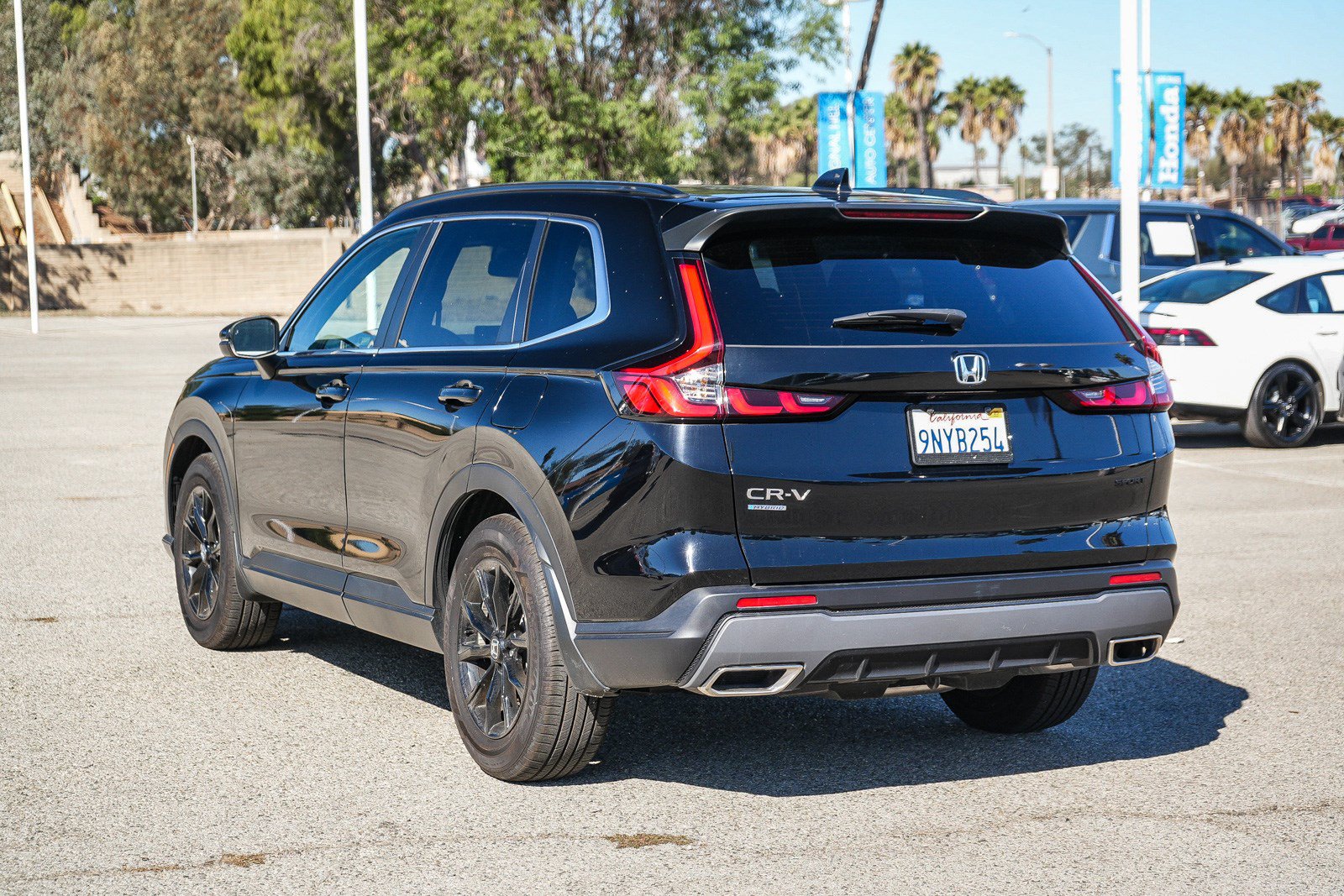 Used 2025 Honda CR-V Sport image 9