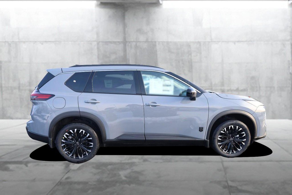 New 2026 Nissan Rogue SV image 5