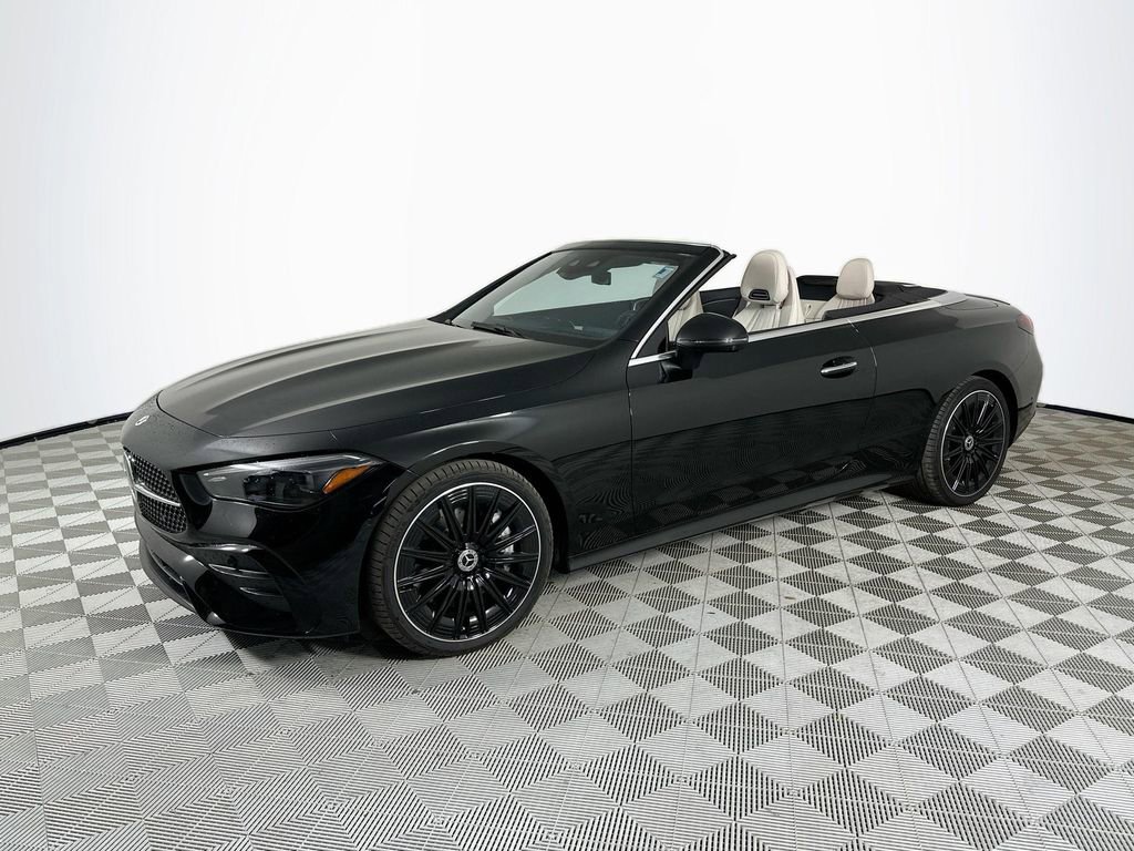 Certified 2025 Mercedes-Benz CLE 450 4MATIC Cabriolet image 3