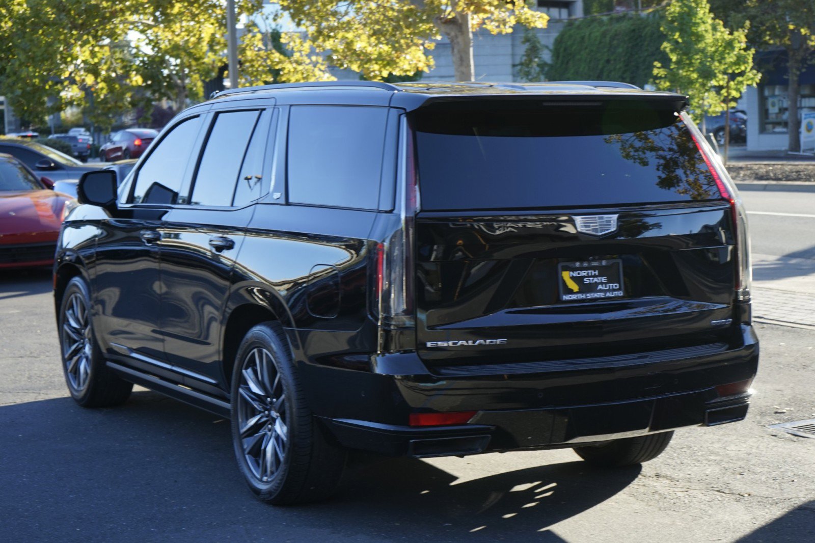 Used 2021 Cadillac Escalade Sport w/ Driver Assist Tech Package image 10