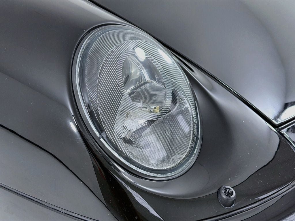 Used 1997 Porsche 911 Cabriolet image 12