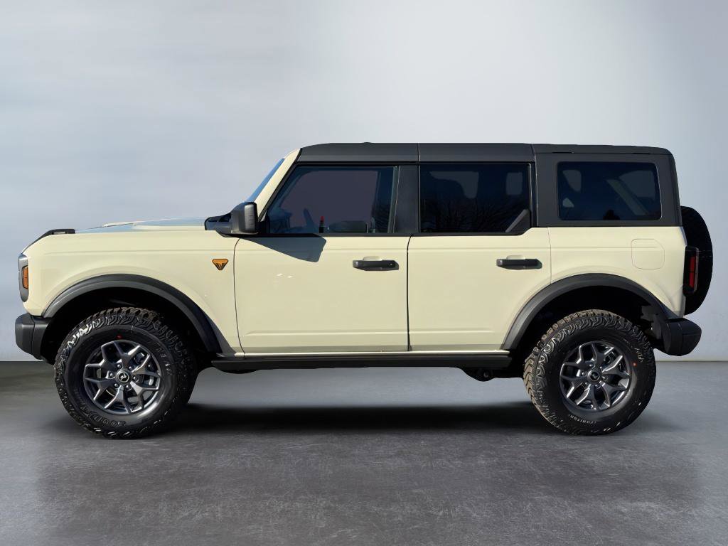 New 2025 Ford Bronco Badlands image 2