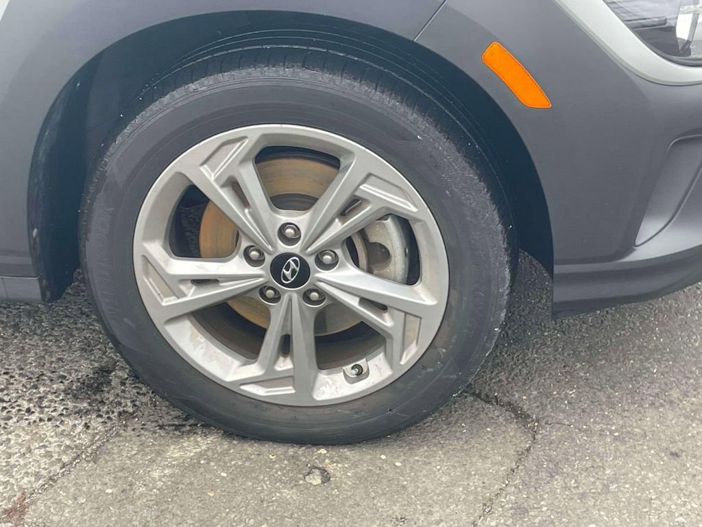Used 2023 Hyundai Kona SEL image 9