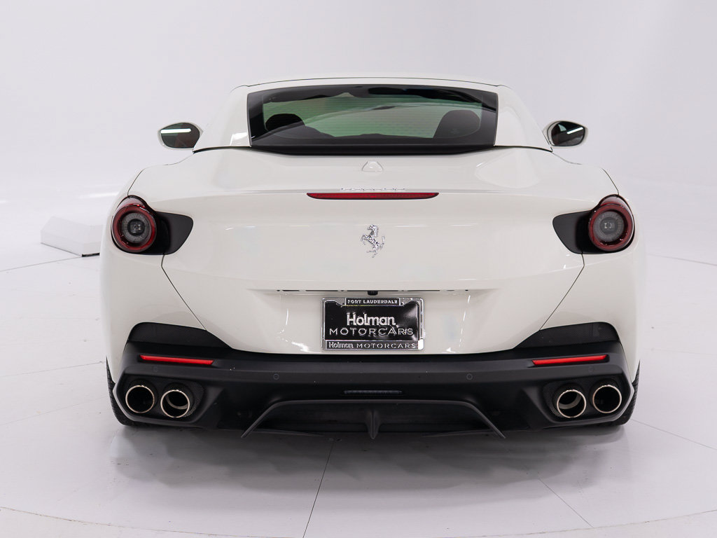 Used 2020 Ferrari Portofino RWD image 13