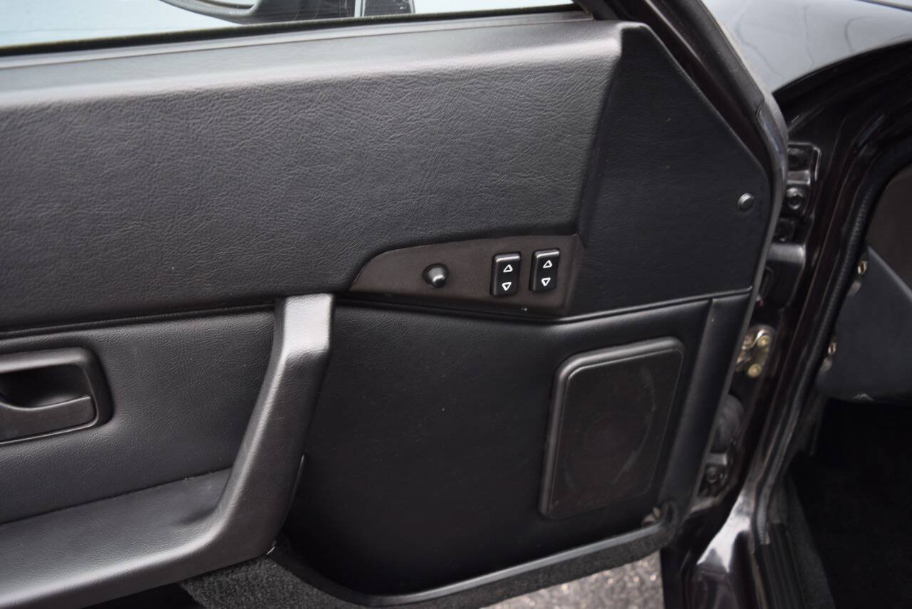 Used 1988 Porsche 944 Turbo RWD image 55