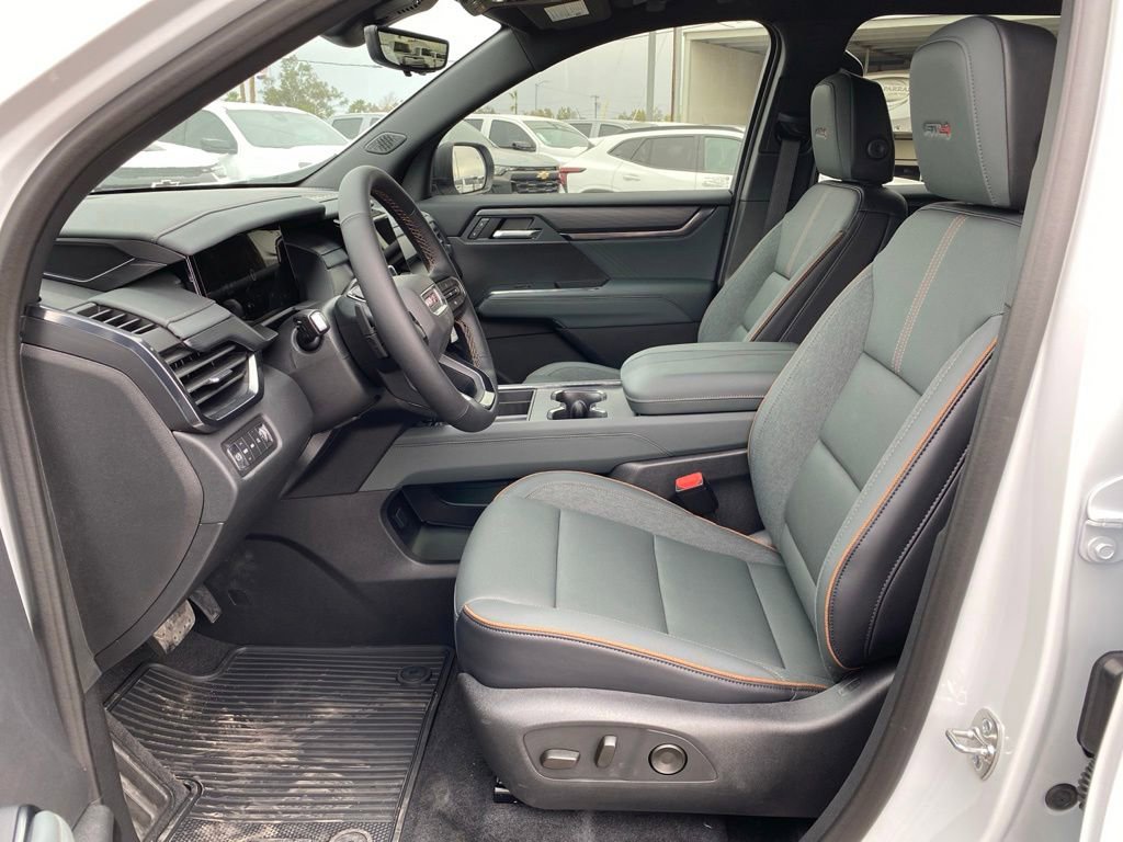 New 2026 GMC Acadia AT4 w/ Luxury Package AWD/4WD image 30