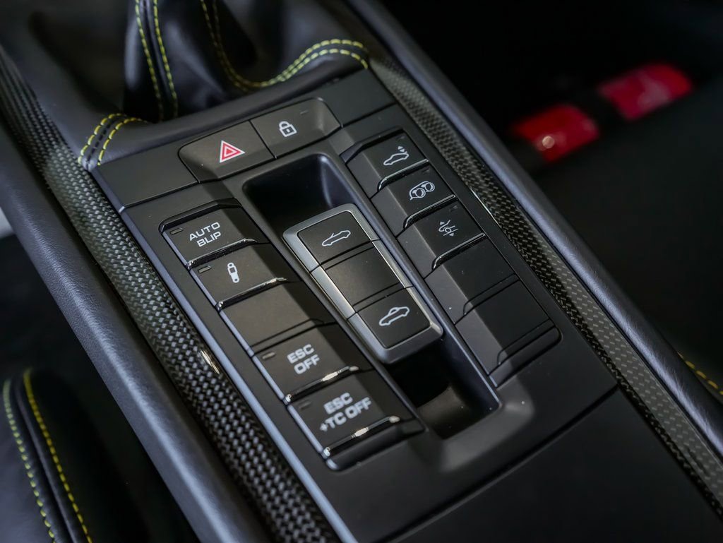 Certified 2019 Porsche 911 Speedster RWD image 20