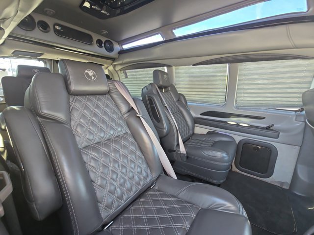Used 2023 GMC Savana 2500 image 11