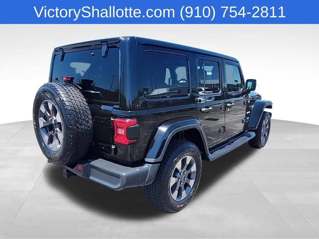 Used 2018 Jeep Wrangler Unlimited Sahara AWD/4WD image 32