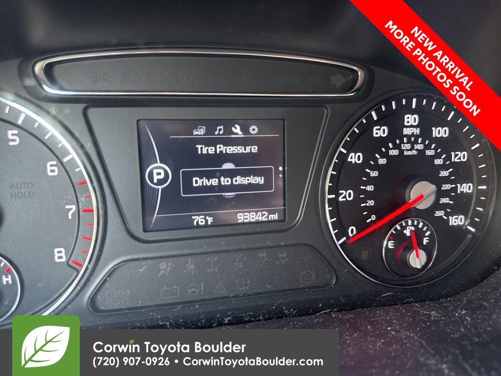 Used 2017 Kia Sorento EX AWD/4WD image 9