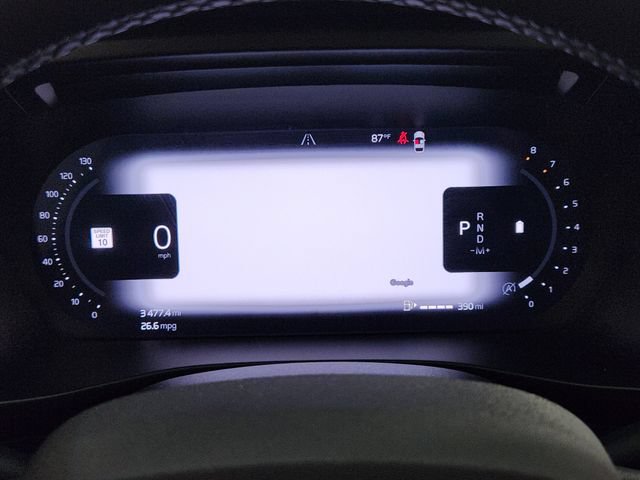 Certified 2026 Volvo XC40 B5 Plus AWD/4WD image 15