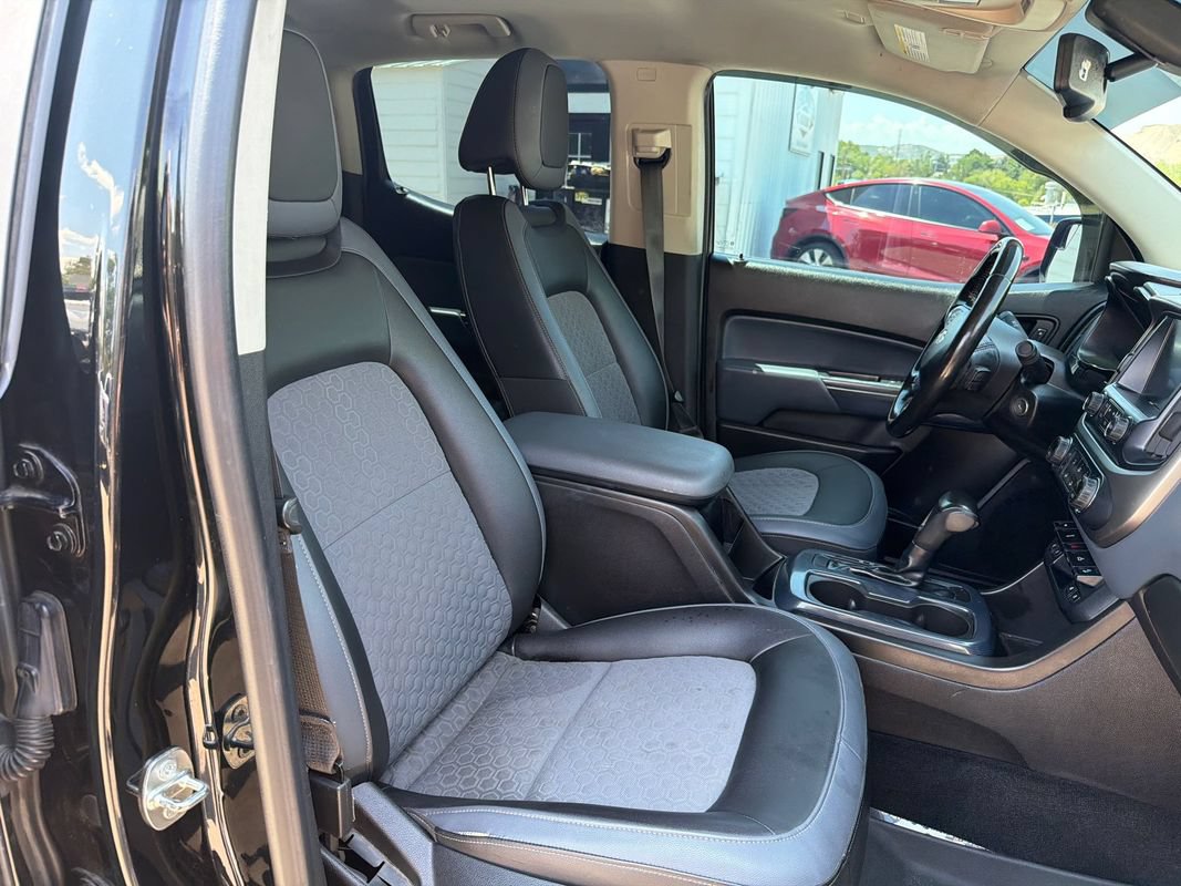 Used 2016 Chevrolet Colorado Z71 AWD/4WD image 18