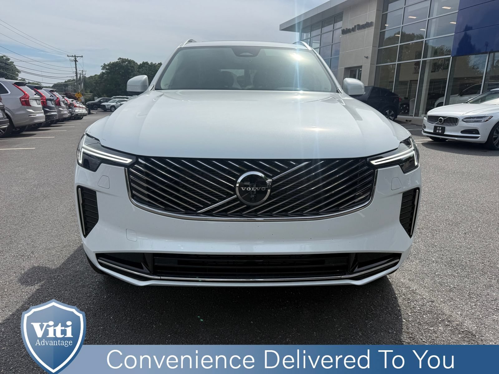 New 2027 Volvo XC90 B6 Plus AWD/4WD image 3