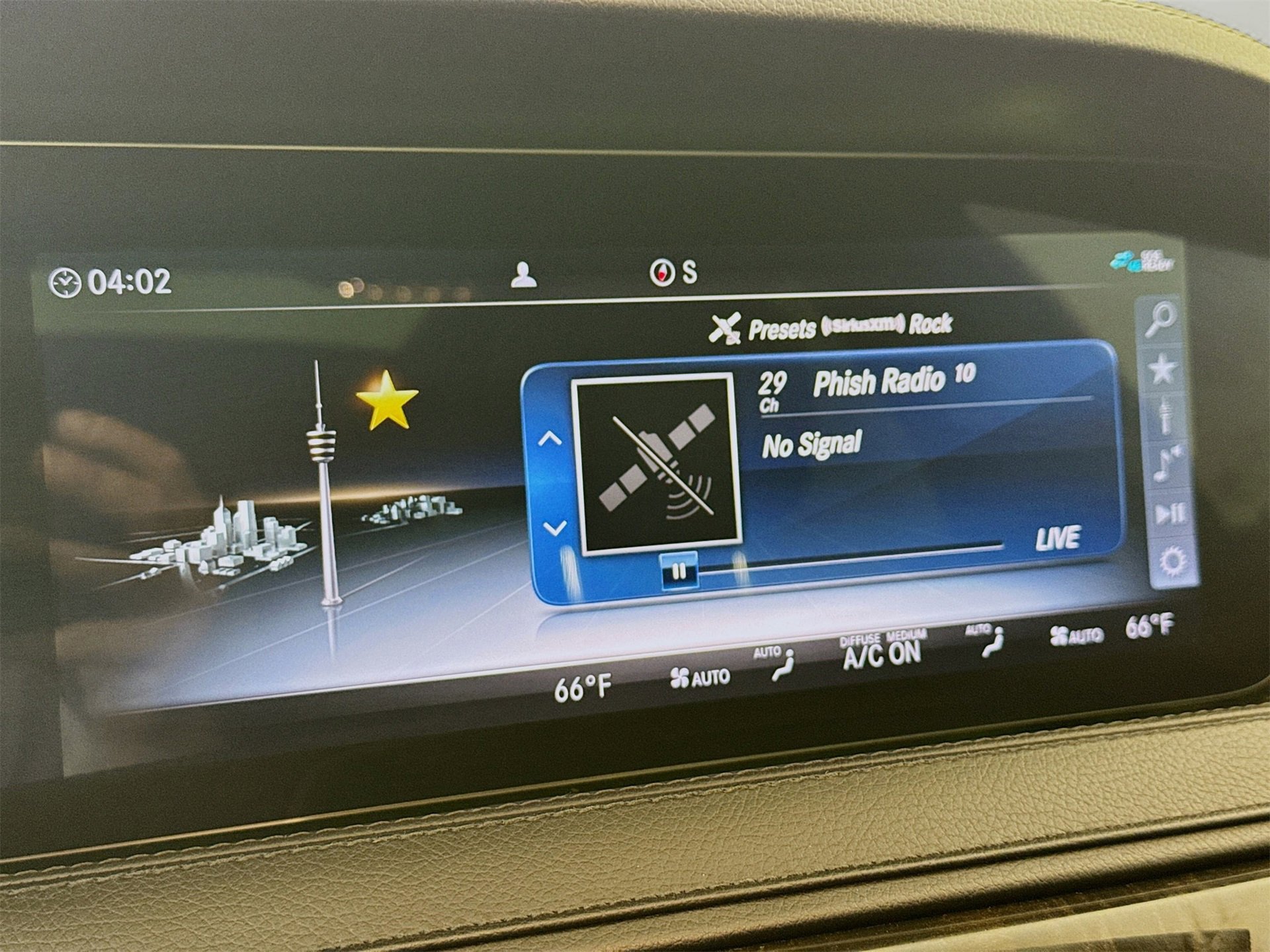 Used 2019 Mercedes-Benz S 560 Sedan image 16