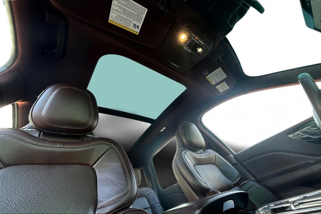 Used 2023 Lincoln Aviator Black Label w/ Dynamic Handling Package image 17