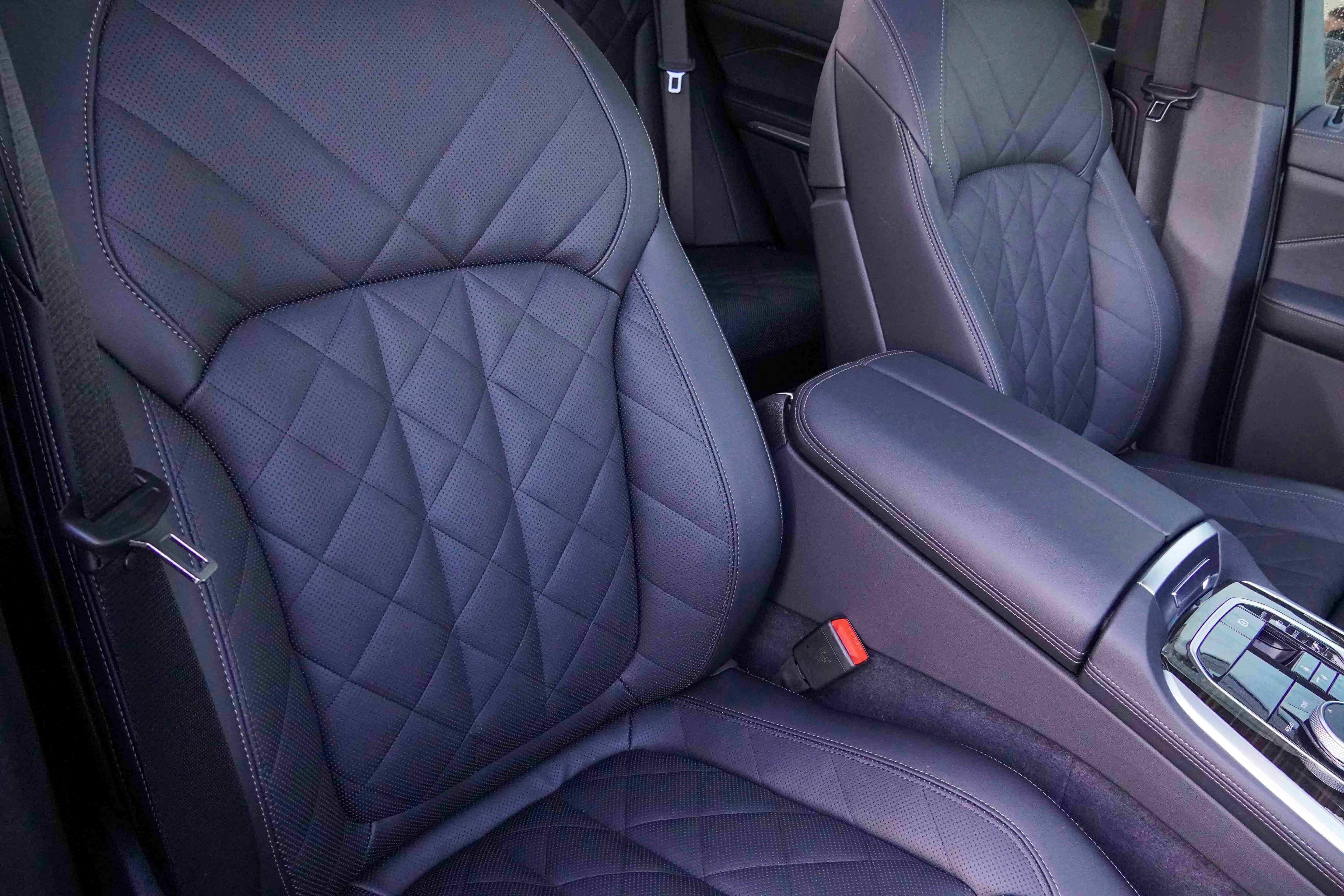 Certified 2025 BMW X5 xDrive40i image 13