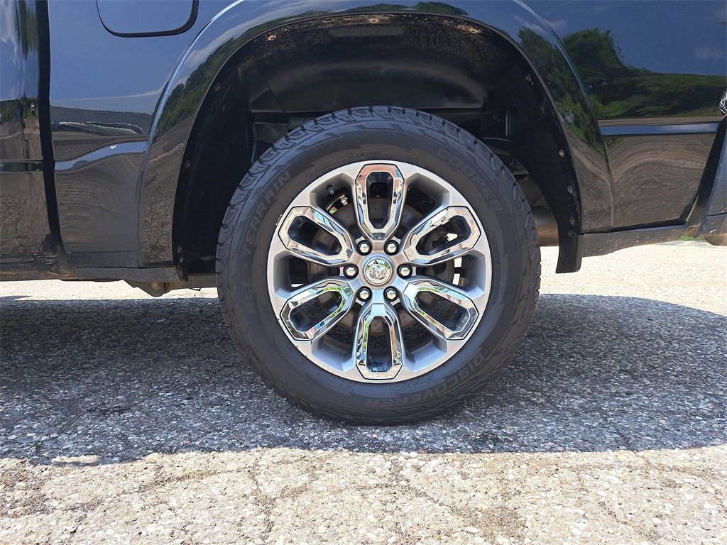 Used 2022 RAM 1500 Laramie image 33