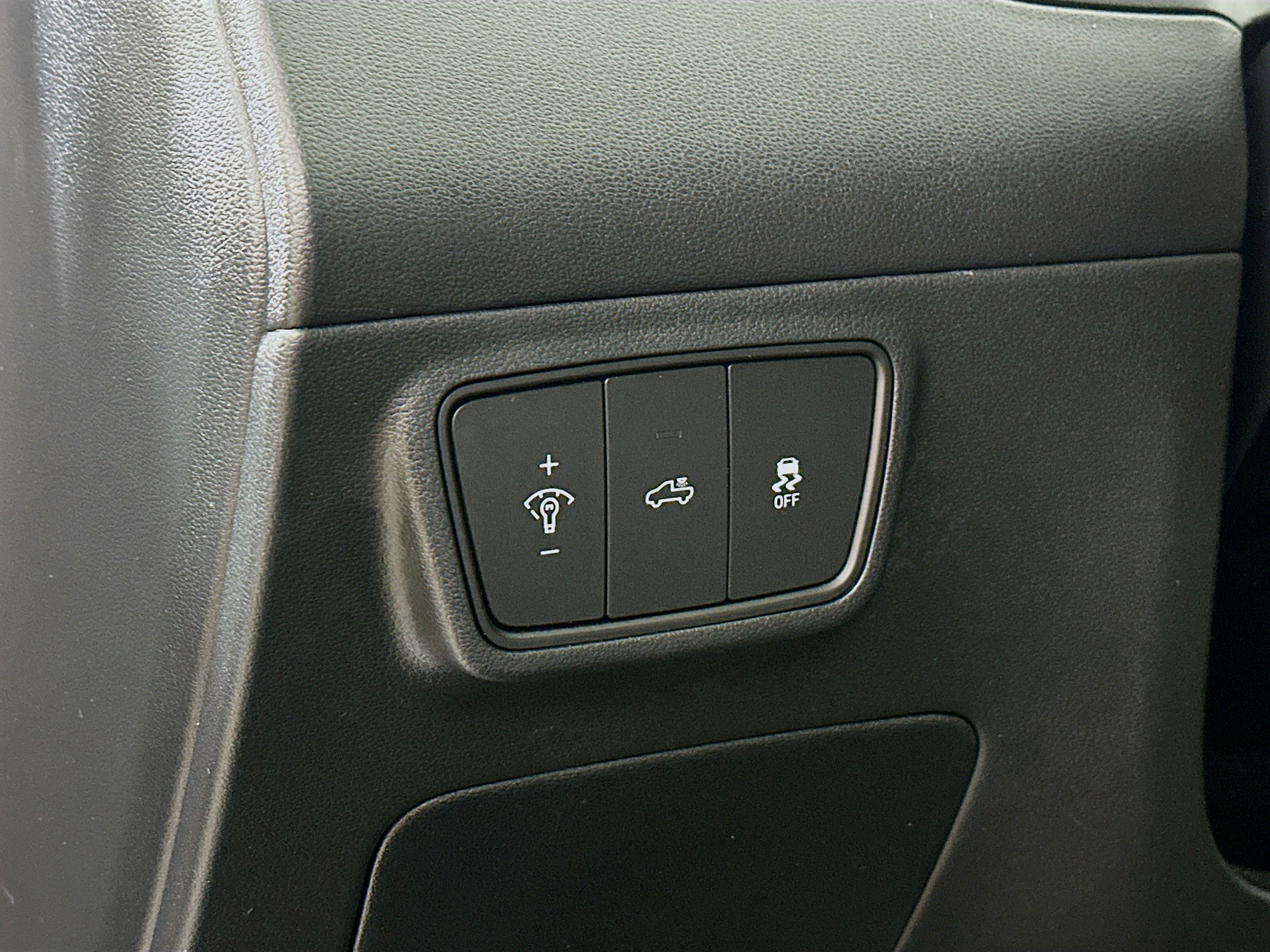 Certified 2023 Hyundai Santa Cruz SEL w/ Activity Package AWD/4WD image 10