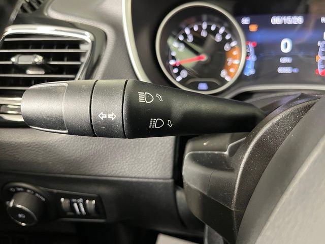 Used 2018 Jeep Compass Limited w/ Navigation Group AWD/4WD image 18