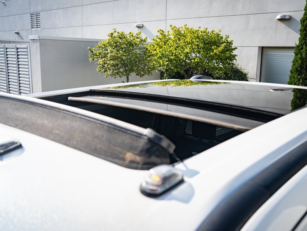 Used 2024 Ford F450 Limited w/ FX4 Off-Road Package image 14