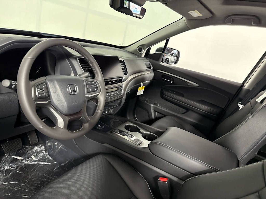 New 2025 Honda Ridgeline RTL image 17