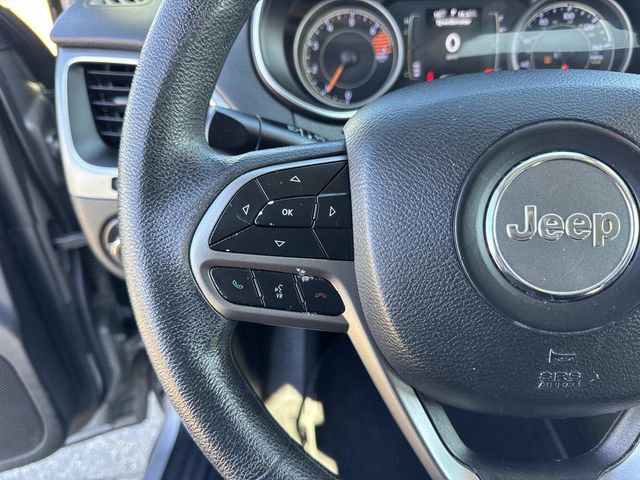 Used 2019 Jeep Cherokee Latitude w/ Popular Appearance Group image 27