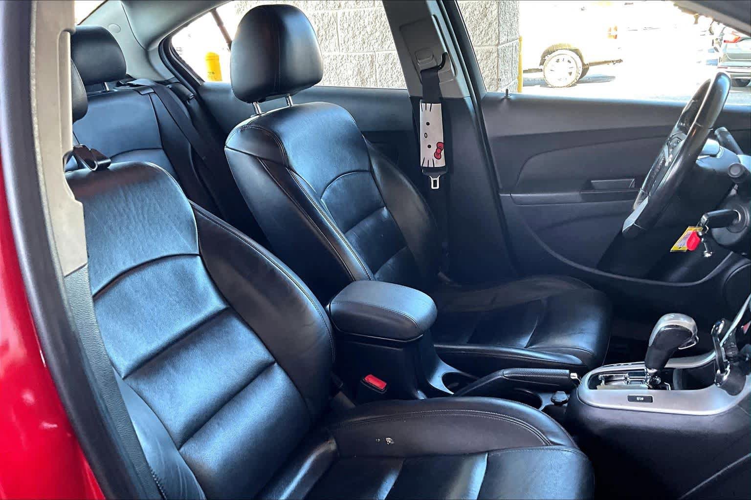 Used 2014 Chevrolet Cruze LT image 8