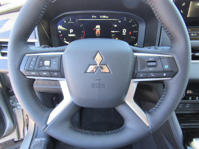 New 2026 Mitsubishi Outlander SE FWD image 32